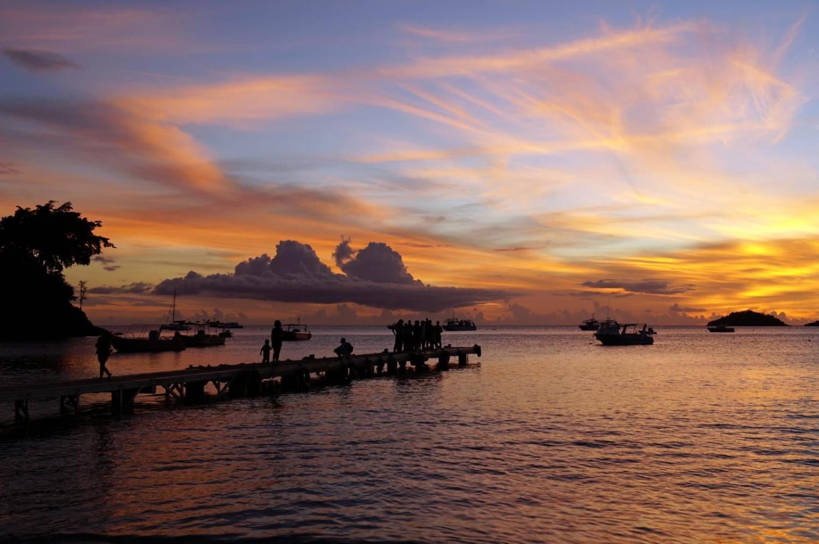 Tropical Golden, Vue Mer Et Plage A 5 Min A Pied Gourbeyre Exterior photo